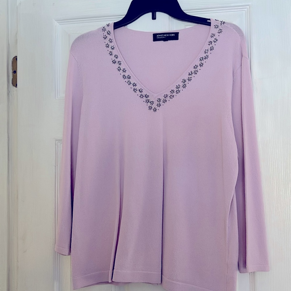 Lavender V neck ladies sweater